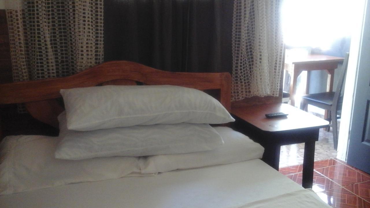 Larmar Bed And Breakfast Пуэрто-Принцеса Экстерьер фото