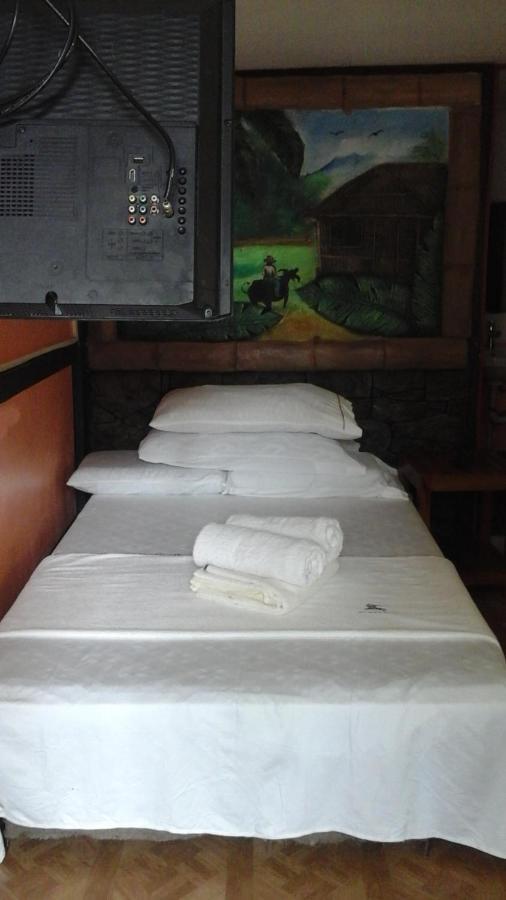 Larmar Bed And Breakfast Пуэрто-Принцеса Номер фото
